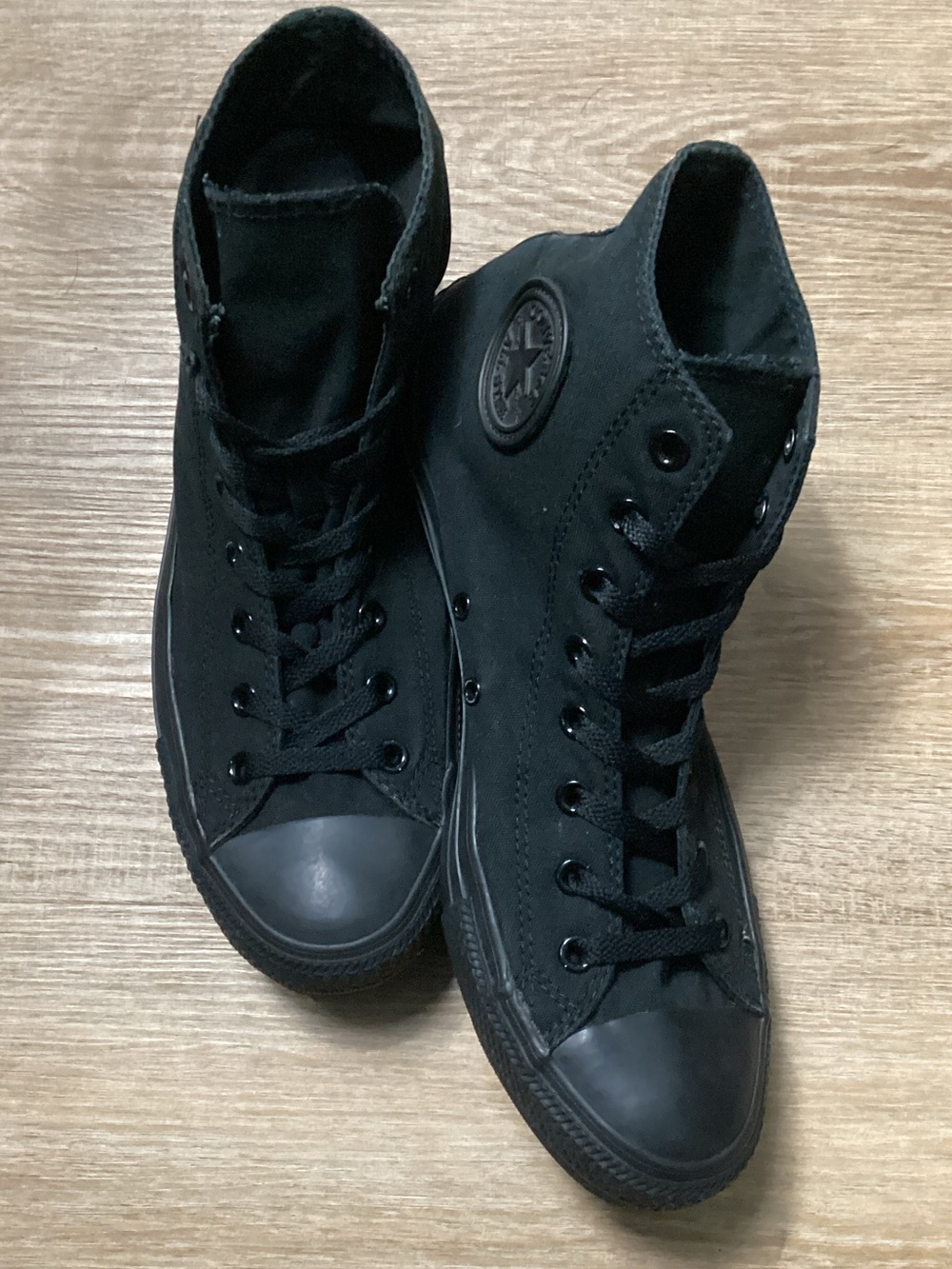 Chuck Taylor Converse Men's High-Top Sneakers US 11.5 EUR 46 # ZRSBDYR00017